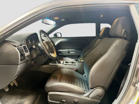 Used 2013 Dodge Challenger R/T RWD image 18