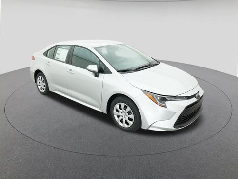 New 2026 Toyota Corolla LE image 13