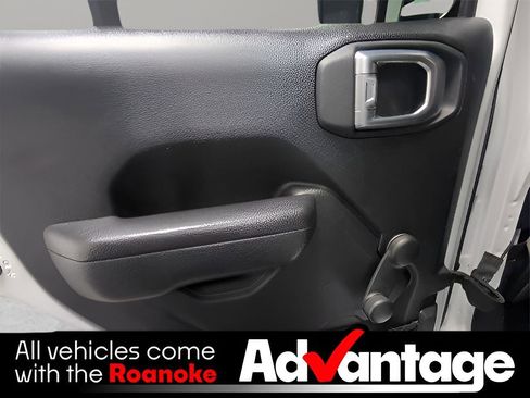 Used 2022 Jeep Wrangler Unlimited Sport w/ Xtreme Recon 35" Tire Package image 23