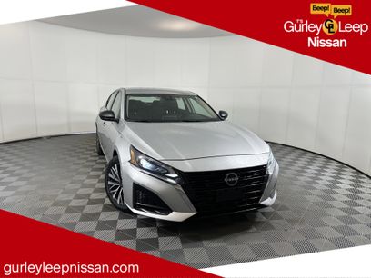 Used 2024 Nissan Altima 2.5 SV