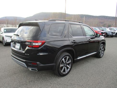 Certified 2023 Honda Pilot Elite image 5