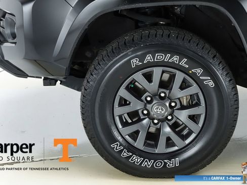 Used 2022 Toyota Tacoma SR5 image 5