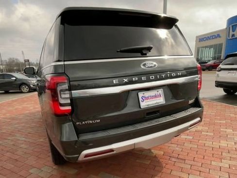 Used 2022 Ford Expedition Platinum image 8
