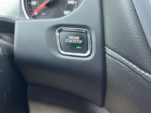 Used 2023 GMC Acadia SLT w/ LPO, Floor Liner Package AWD/4WD image 20