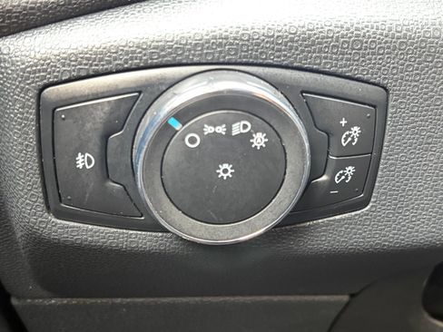 Used 2020 Ford EcoSport SE FWD image 13