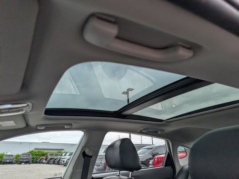 Used 2019 Kia Optima S w/ S Panoramic Sunroof Package FWD image 9