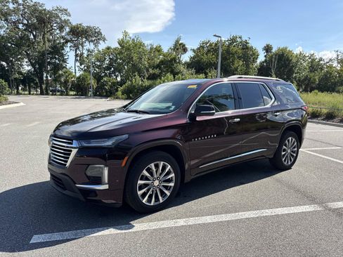 Used 2023 Chevrolet Traverse Premier AWD/4WD image 7