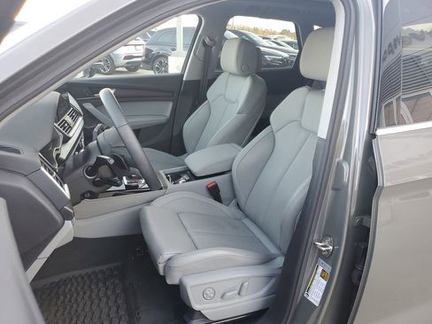Used 2025 Audi Q5 2.0T Premium Plus image 9
