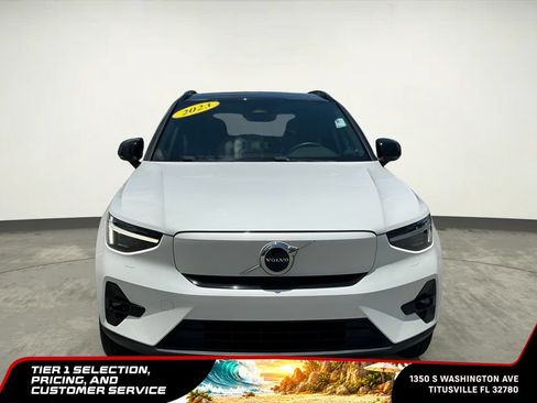 Used 2023 Volvo XC40 Recharge Ultimate AWD/4WD image 13