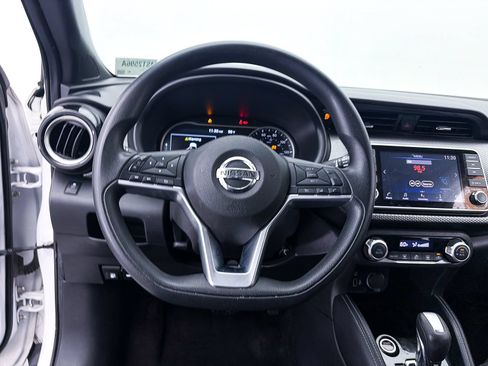 Used 2019 Nissan Kicks SV w/ Exterior Package FWD image 24