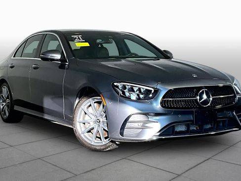 Used 2021 Mercedes-Benz E 350 4MATIC Sedan image 3
