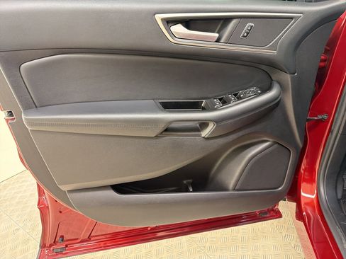 Used 2017 Ford Edge SEL w/ Equipment Group 201A FWD image 13