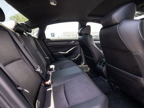 Used 2020 Honda Accord Sport image 34