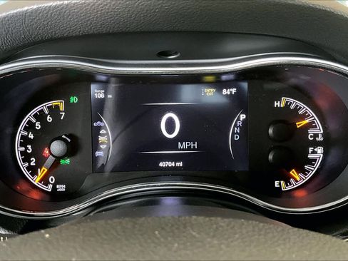 Used 2018 Jeep Grand Cherokee Trailhawk w/ Trailhawk Luxury Group image 25