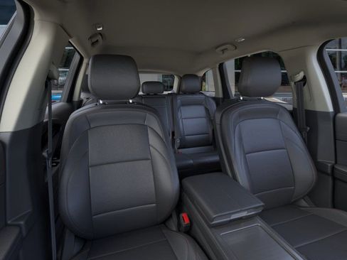 New 2026 Lincoln Nautilus Premier w/ Jet Appearance Package image 10