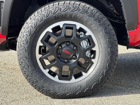 New 2026 Toyota Tacoma TRD Off-Road image 32