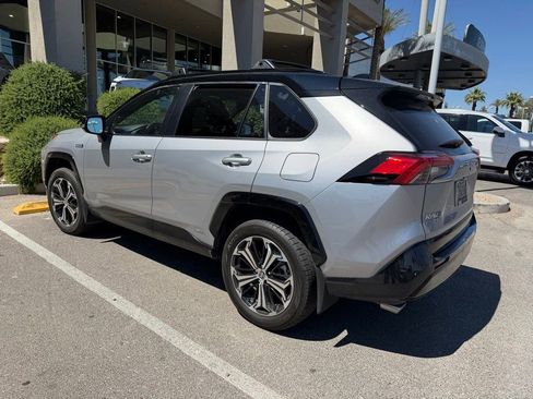 Used 2024 Toyota RAV4 XSE w/ Weather Package AWD/4WD image 4