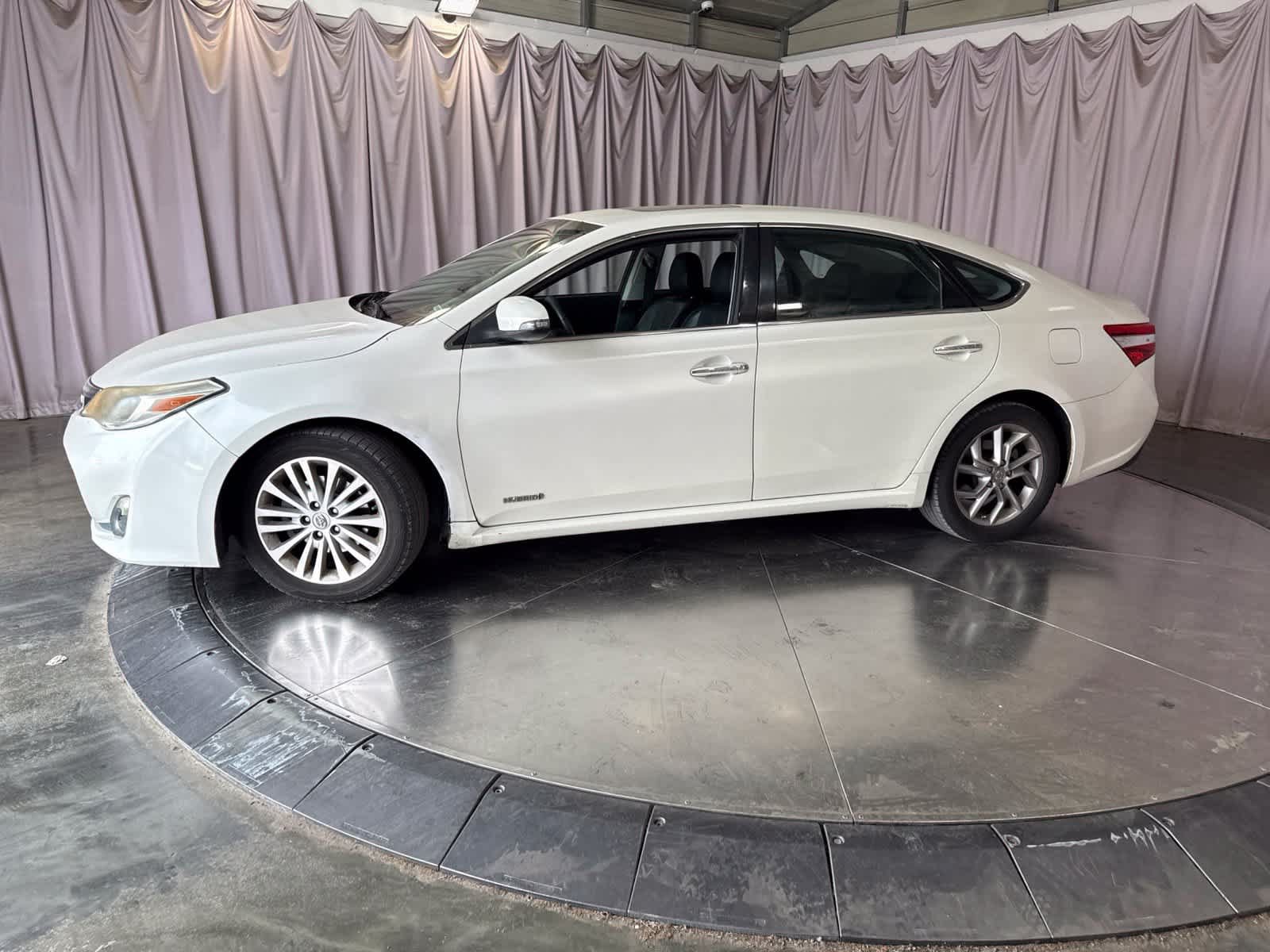 Used 2014 Toyota Avalon XLE Premium FWD image 8