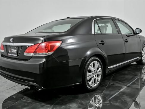 Used 2012 Toyota Avalon image 11