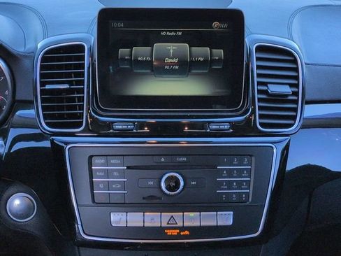 Used 2018 Mercedes-Benz GLE 43 AMG 4MATIC w/ Night Package image 15