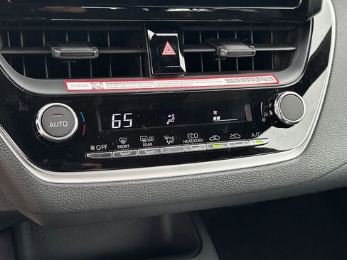 New 2026 Toyota Corolla SE image 25