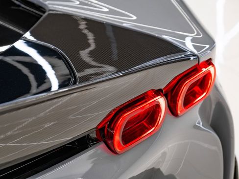 Used 2022 Ferrari SF90 Spider AWD/4WD image 15