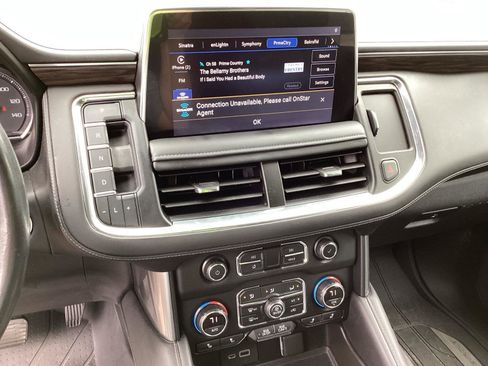 Used 2021 Chevrolet Tahoe LT w/ LT Signature Package RWD image 8