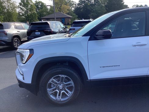 New 2026 GMC Terrain Elevation w/ LPO, Floor Liner Package image 2