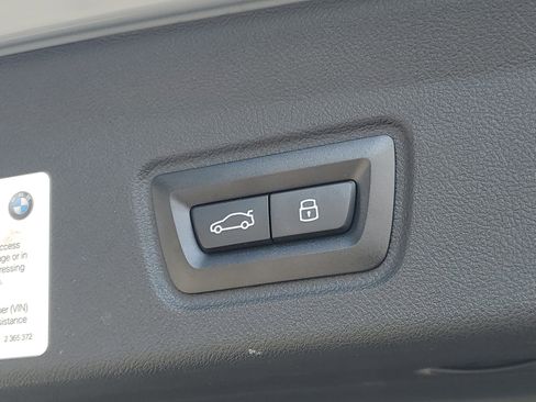 Used 2024 BMW i4 eDrive40 w/ M Sport Package image 27