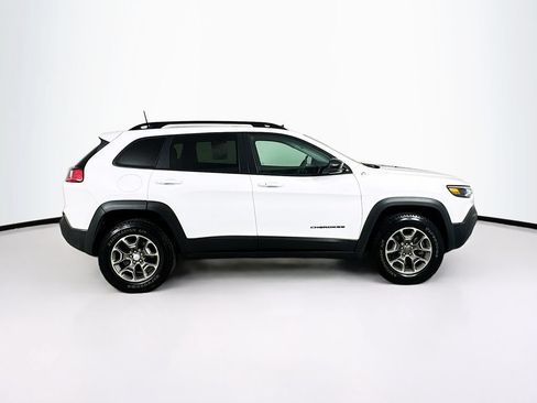 Used 2022 Jeep Cherokee Trailhawk w/ Sun, Sound & Nav Group AWD/4WD image 8
