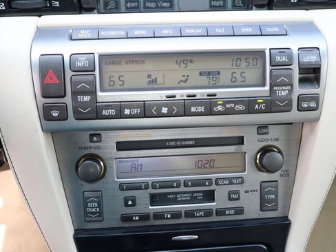 Used 2009 Lexus SC 430 Convertible RWD image 18