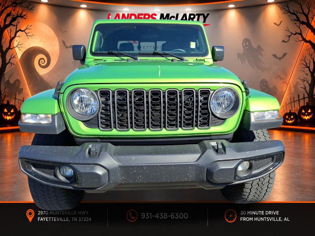 Used 2025 Jeep Gladiator Sport AWD/4WD image 8