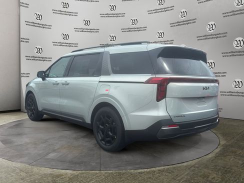 New 2026 Kia Carnival SX w/ SX Dark Edition Package FWD image 3