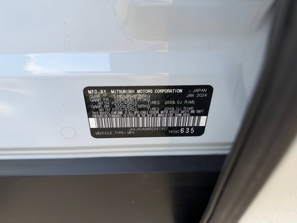 Used 2024 Mitsubishi Outlander SE AWD/4WD image 31