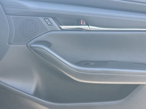 Used 2025 MAZDA MAZDA3 s image 14