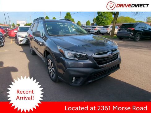 Used 2020 Subaru Outback Premium AWD/4WD image 1