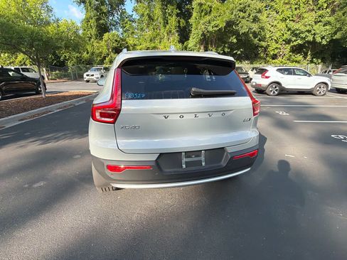 Used 2024 Volvo XC40 B5 Plus w/ Protection Package Premier AWD/4WD image 13