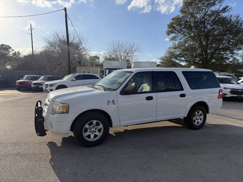 Used 2013 Ford Expedition EL XL image 12