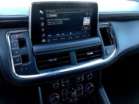 Used 2022 Chevrolet Tahoe Z71 w/ Z71 Off-Road Package image 21