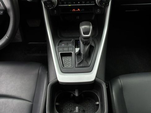 Used 2024 Toyota RAV4 XLE Premium FWD image 15