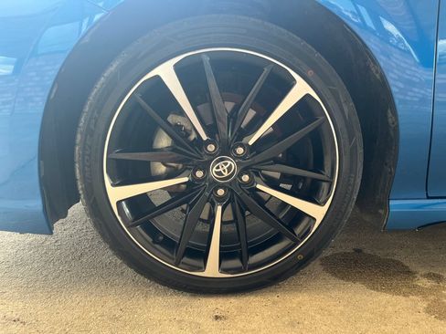 Used 2020 Toyota Camry XSE FWD image 23