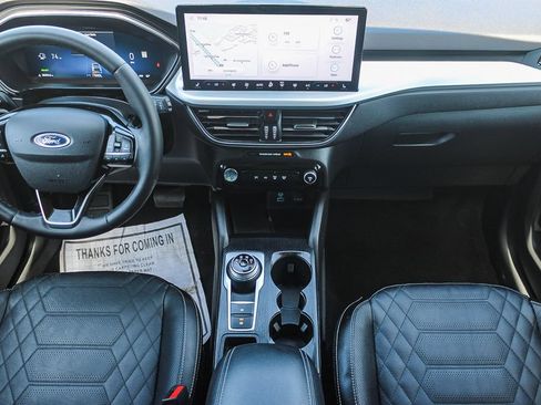 Certified 2023 Ford Escape Platinum w/ Premium Technology Package FWD image 16