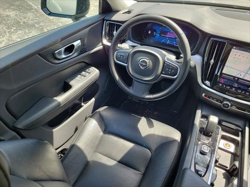 Used 2024 Volvo S60 B5 Core FWD image 12