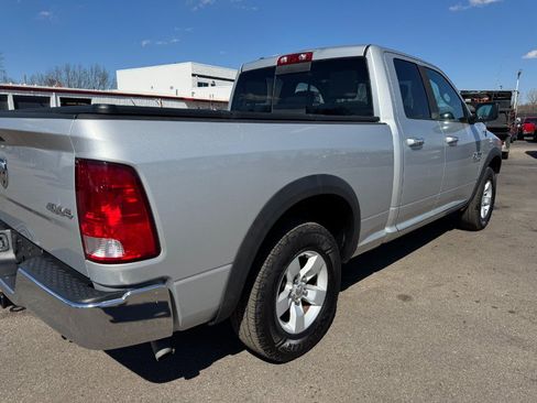 Used 2016 RAM 1500 Classic SLT AWD/4WD image 11