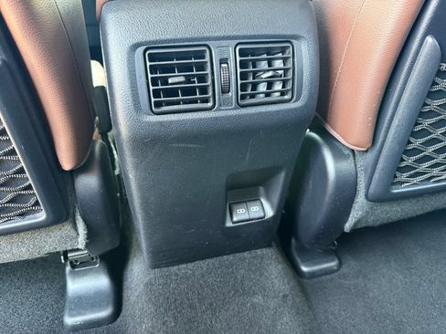Used 2023 Toyota 4Runner Limited AWD/4WD image 15