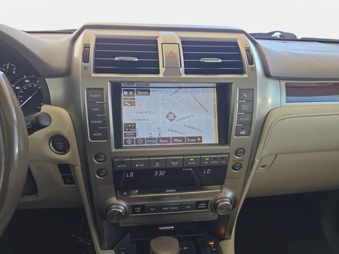 Used 2019 Lexus GX 460 Premium w/ Premium Package AWD/4WD image 19