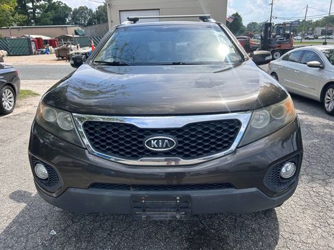 Used 2011 Kia Sorento EX image 3