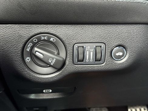 Used 2023 Dodge Challenger R/T Scat Pack w/ Plus Package image 9