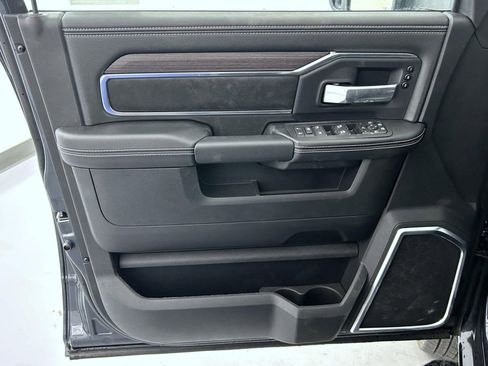 New 2026 RAM 3500 Laramie AWD/4WD image 9