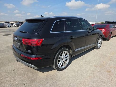 Used 2018 Audi Q7 3.0T Prestige image 4